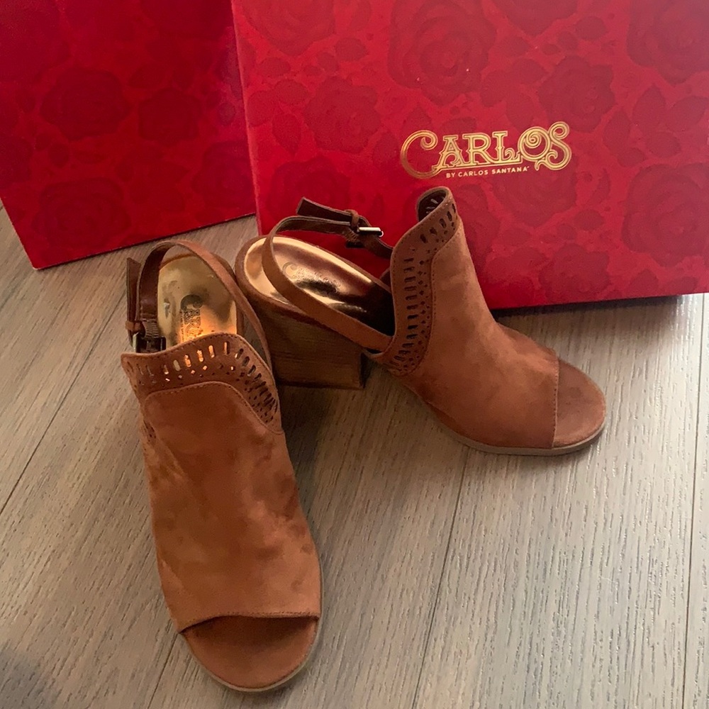 Open toe, chunky heel sandales